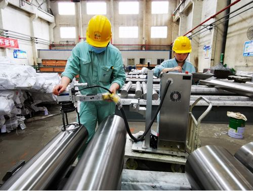 钛火淬真章 宝钛锻造厂产能飙升49.4%背后的工业诗篇